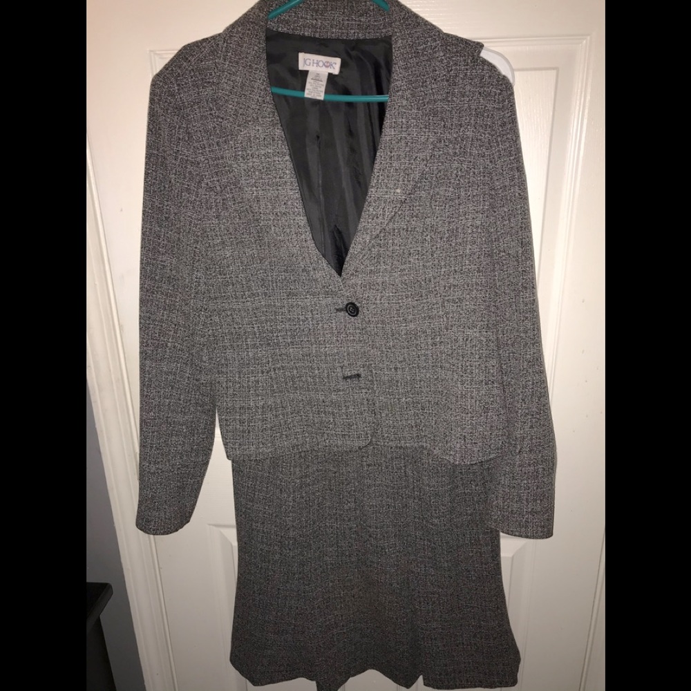 Two piece dress suit